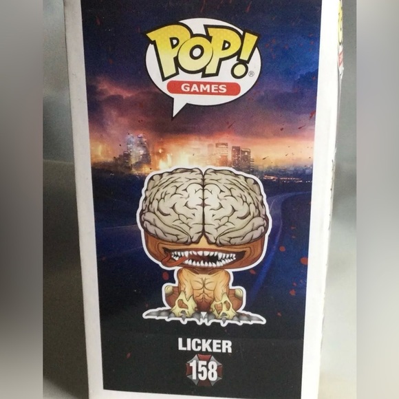 Resident Evil The Licker Pop Vinyl Figure
158 - Picture 3 of 9